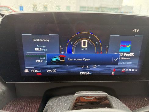 Used 2025 Chevrolet Traverse RS w/ LPO, Floor Liner Package image 11