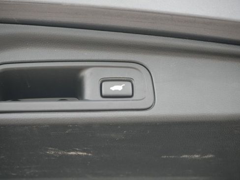 Used 2019 Honda Pilot EX-L image 12