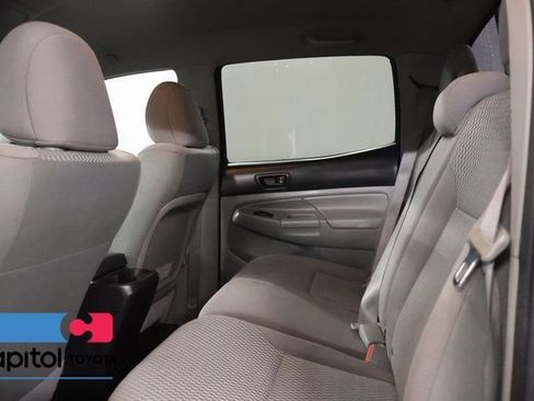 Used 2014 Toyota Tacoma PreRunner RWD image 30