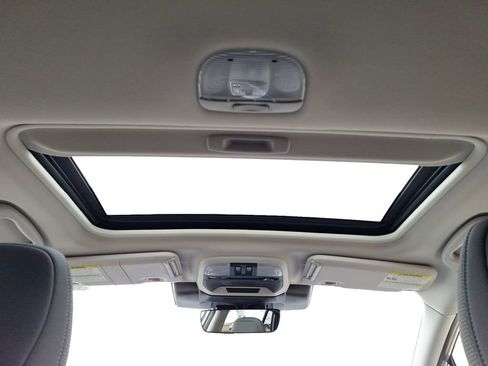 Certified 2024 Subaru Crosstrek 2.0i Premium image 12