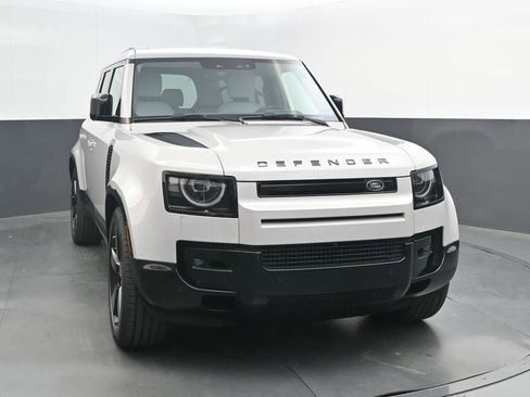New 2026 Land Rover Defender 110 X-Dynamic SE AWD/4WD image 10