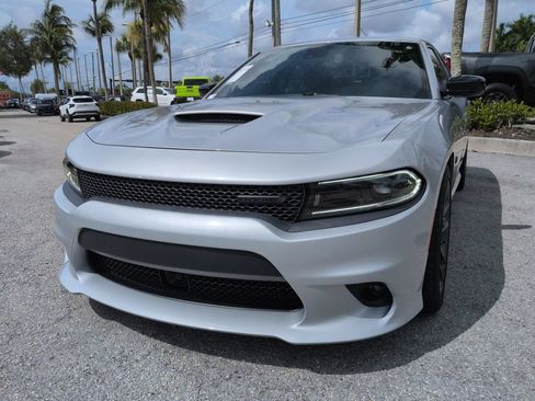 Used 2023 Dodge Charger R/T w/ Plus Group RWD image 9