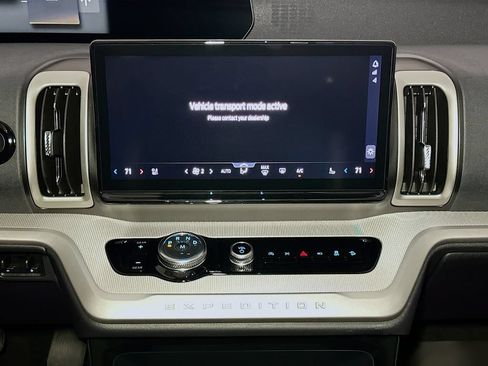 New 2026 Ford Expedition Active AWD/4WD image 14