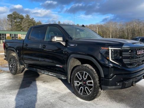Certified 2023 GMC Sierra 1500 AT4 w/ AT4 Premium Package image 2