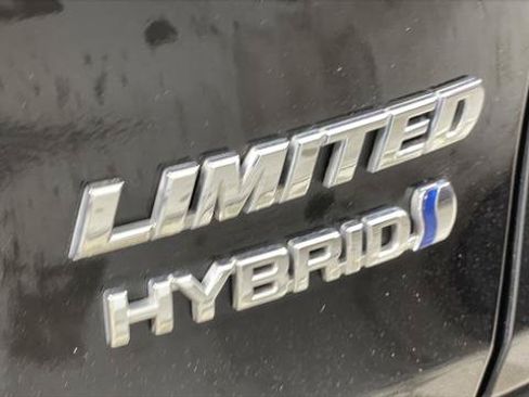Certified 2020 Toyota RAV4 Limited AWD/4WD image 8