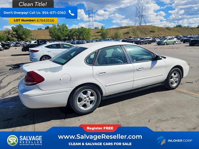 Used 2005 Ford Taurus SE FWD image 4