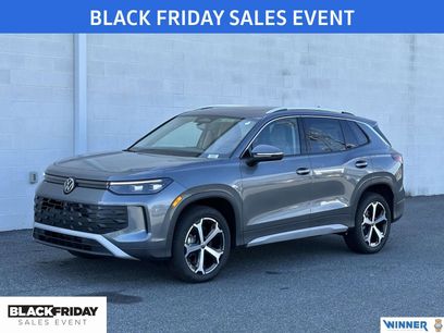 New 2025 Volkswagen Tiguan SE