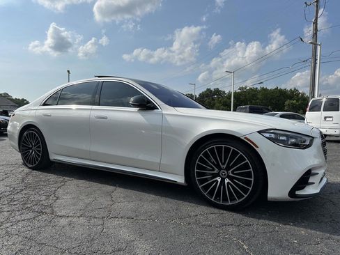 Used 2022 Mercedes-Benz S 580 S 580 4MATIC w/ Red Interior M image 13