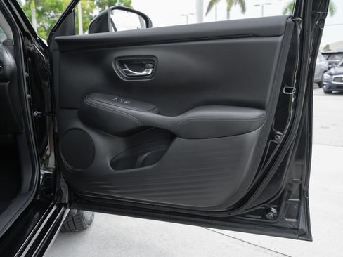 Used 2024 Honda HR-V EX-L image 37