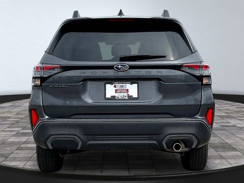 Used 2025 Subaru Forester Limited w/ Popular Package #1 AWD/4WD image 5