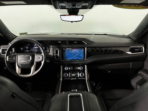Used 2022 GMC Yukon Denali w/ Denali Ultimate Package image 30