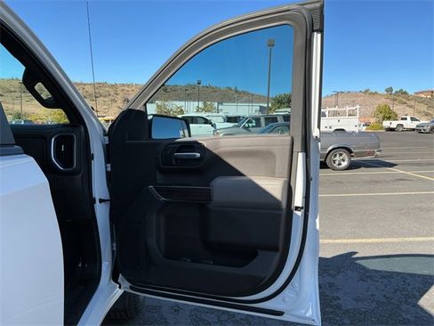 Used 2020 Chevrolet Silverado 1500 LT w/ All-Star Edition image 23