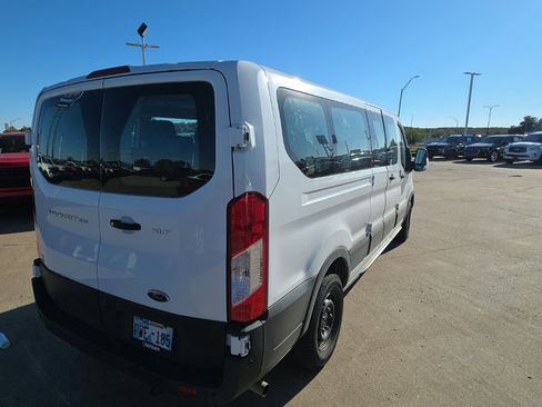 Used 2021 Ford Transit 350 XLT image 5
