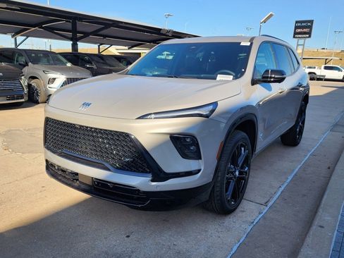 New 2026 Buick Enclave Sport Touring w/ Super Cruise Package image 8