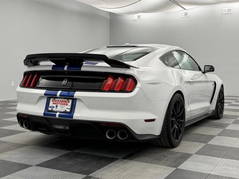 Used 2017 Ford Mustang Shelby GT350 image 15