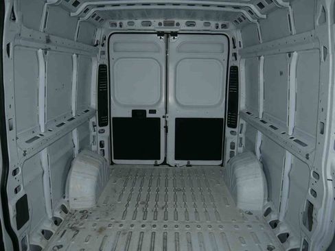 Used 2023 RAM ProMaster 2500 FWD image 36