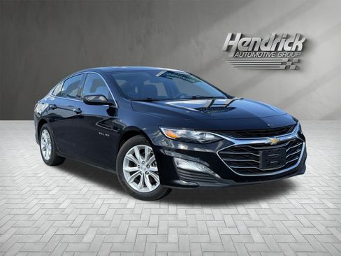 Used 2024 Chevrolet Malibu LT FWD image 2