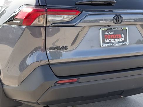 Used 2025 Toyota RAV4 XLE w/ Convenience Package FWD image 8