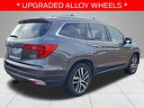 Used 2017 Honda Pilot Touring image 4