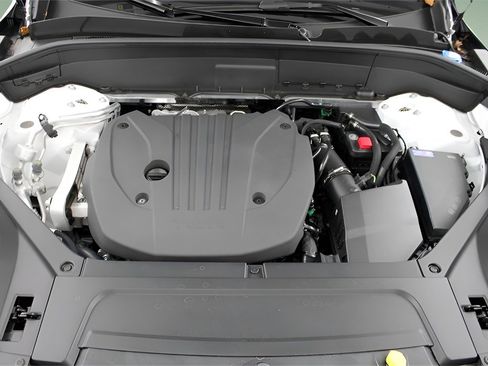 New 2026 Volvo XC60 B5 Plus w/ Protection Package Premier image 40