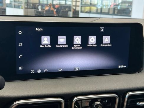 New 2026 Nissan Sentra SR w/ Floor Mat Package FWD image 32