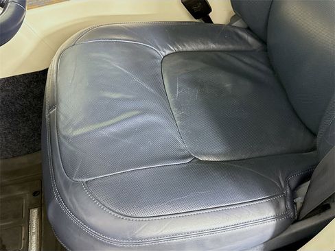 Used 2018 Land Rover Range Rover Autobiography image 17