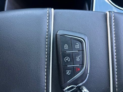 Used 2025 Cadillac Escalade Sport w/ LPO, ONYX Package RWD image 40