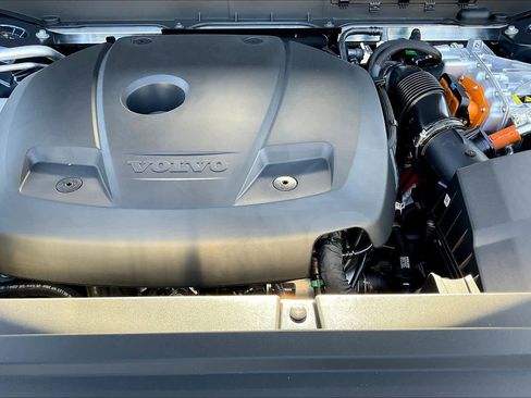 New 2026 Volvo XC90 T8 Ultra image 13