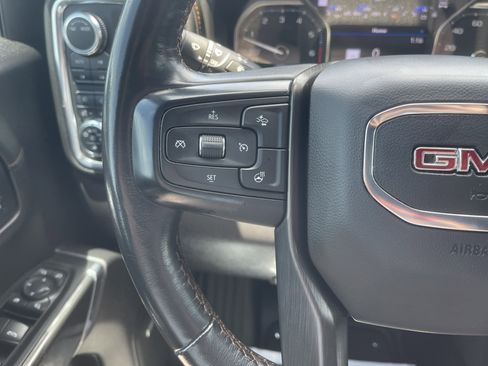 Used 2021 GMC Sierra 1500 AT4 w/ AT4 Value Package AWD/4WD image 17