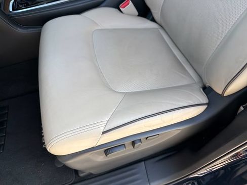 Used 2021 Nissan Armada SL RWD image 21