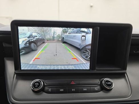 Used 2024 Ford Maverick Lariat w/ Black Appearance Package image 24