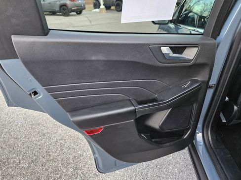 Used 2024 Ford Escape Platinum image 26