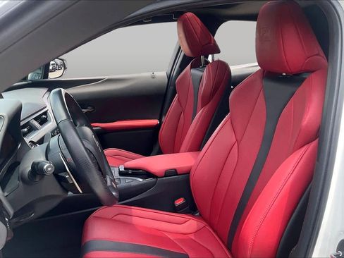 Used 2022 Lexus UX 200 F Sport w/ Accessory Package (Z2) FWD image 8