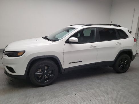 Used 2020 Jeep Cherokee Latitude Plus FWD image 2