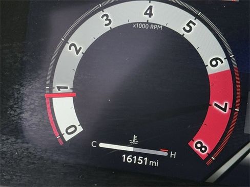 Used 2024 Toyota Tacoma TRD Off-Road image 16