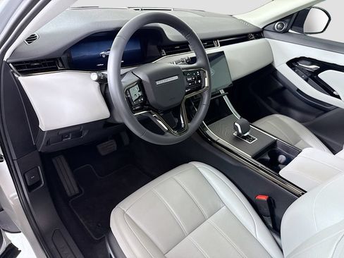 Certified 2025 Land Rover Range Rover Evoque S AWD/4WD image 9