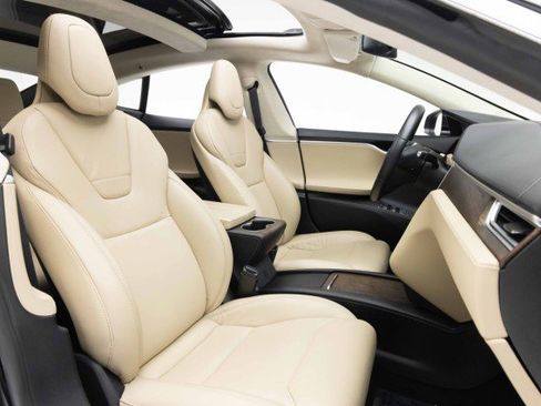 Used 2017 Tesla Model S 100D image 4