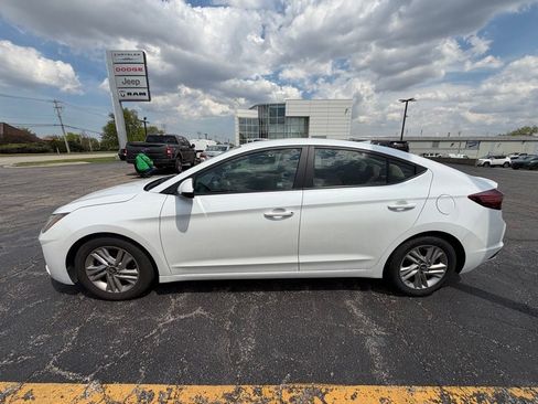 Used 2019 Hyundai Elantra SEL FWD image 3