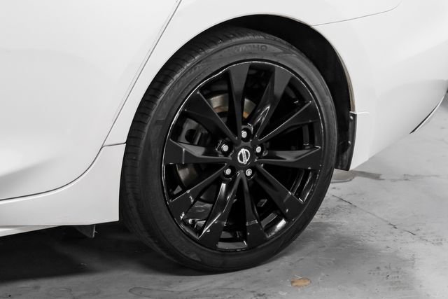 Used 2018 Nissan Maxima SR w/ Midnight Edition FWD image 54
