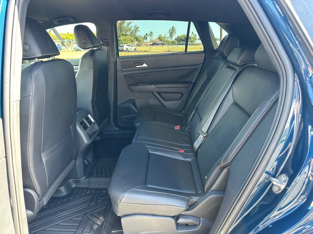 Used 2020 Volkswagen Atlas Cross Sport SE AWD/4WD image 19