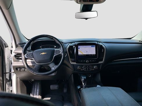 Used 2021 Chevrolet Traverse LT w/ LT Premium Package image 23