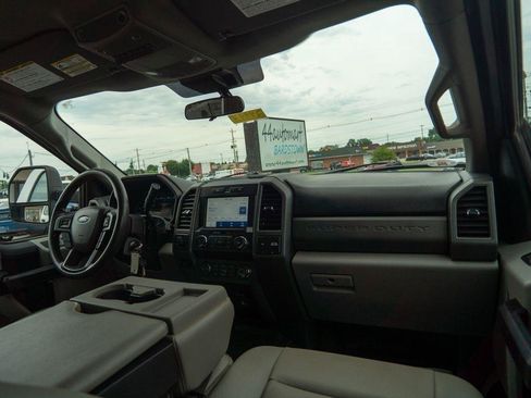 Used 2021 Ford F250 XL w/ Power Equipment Group AWD/4WD image 15