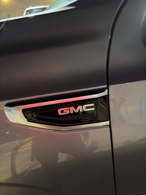 Used 2023 GMC Yukon XL Denali w/ Advanced Technology Package AWD/4WD image 7