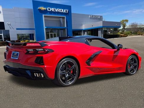 Used 2021 Chevrolet Corvette Stingray Preferred Conv w/ Z51 Performance Package RWD image 22