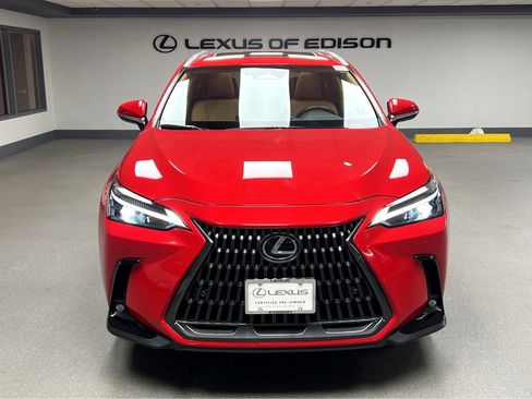 Used 2025 Lexus NX 350 350 Premium image 2