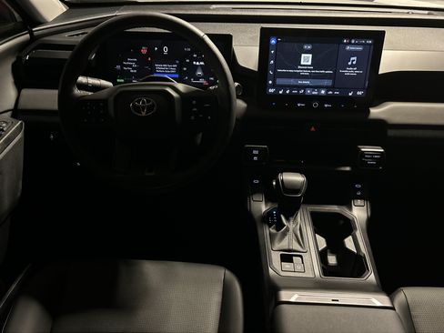 Used 2026 Toyota RAV4 XLE Premium w/ Panoramic Sun Roof Package AWD/4WD image 30
