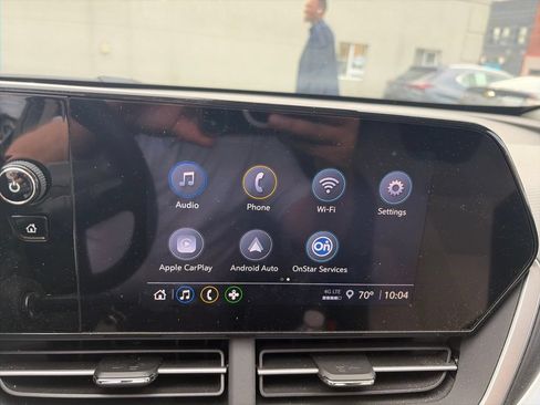 Used 2025 Chevrolet Trax LS w/ LS Convenience Package FWD image 6