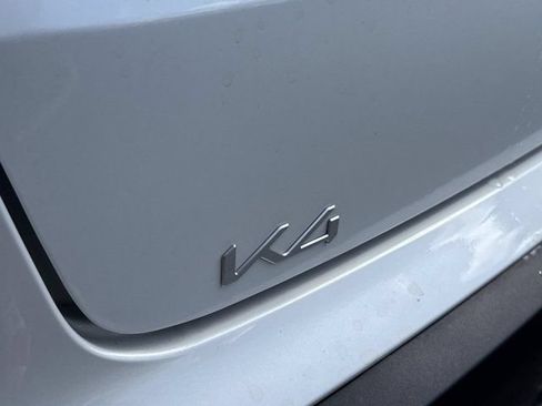 New 2026 Kia K4 FWD image 32