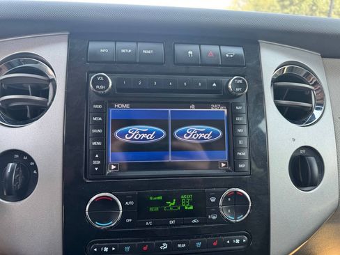 Used 2011 Ford Expedition Max Limited AWD/4WD image 25