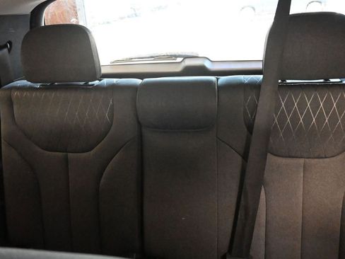 Used 2022 Hyundai Palisade SE image 23